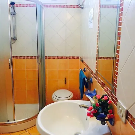 Les Petites Maisons Maison Orange * Procida